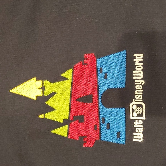 Youth Walt Disney World Houndsight is 2020 Pluto Embroidered Hoodie. Size XL - Picture 2 of 9